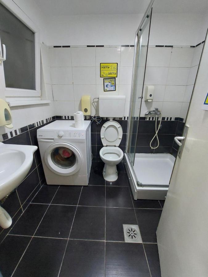 Hostel Inn Downtown Beograd Bagian luar foto
