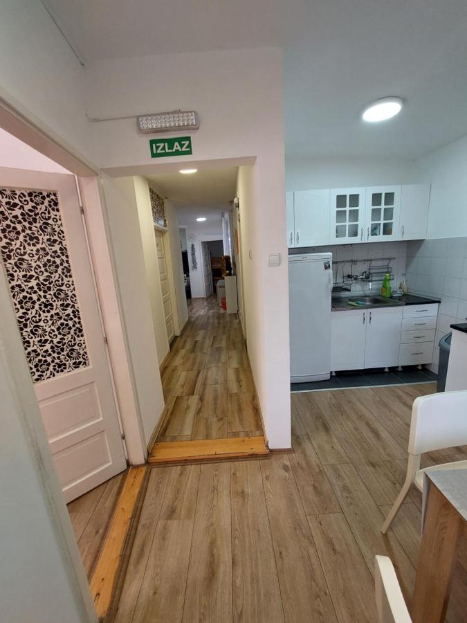 Hostel Inn Downtown Beograd Bagian luar foto