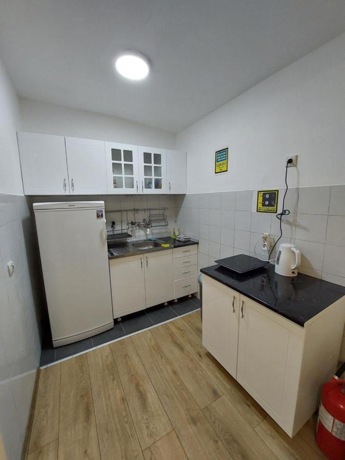 Hostel Inn Downtown Beograd Bagian luar foto