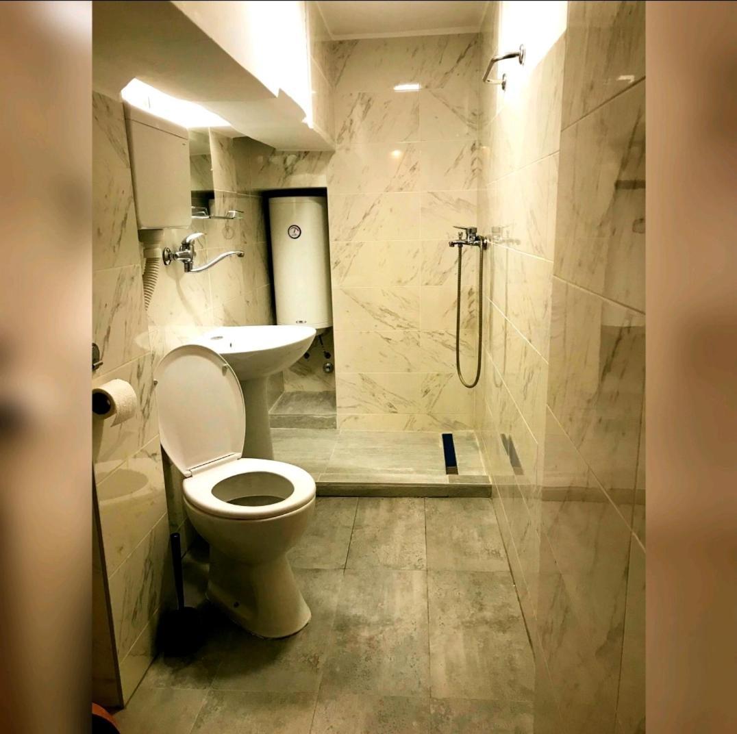Hostel Inn Downtown Beograd Bagian luar foto