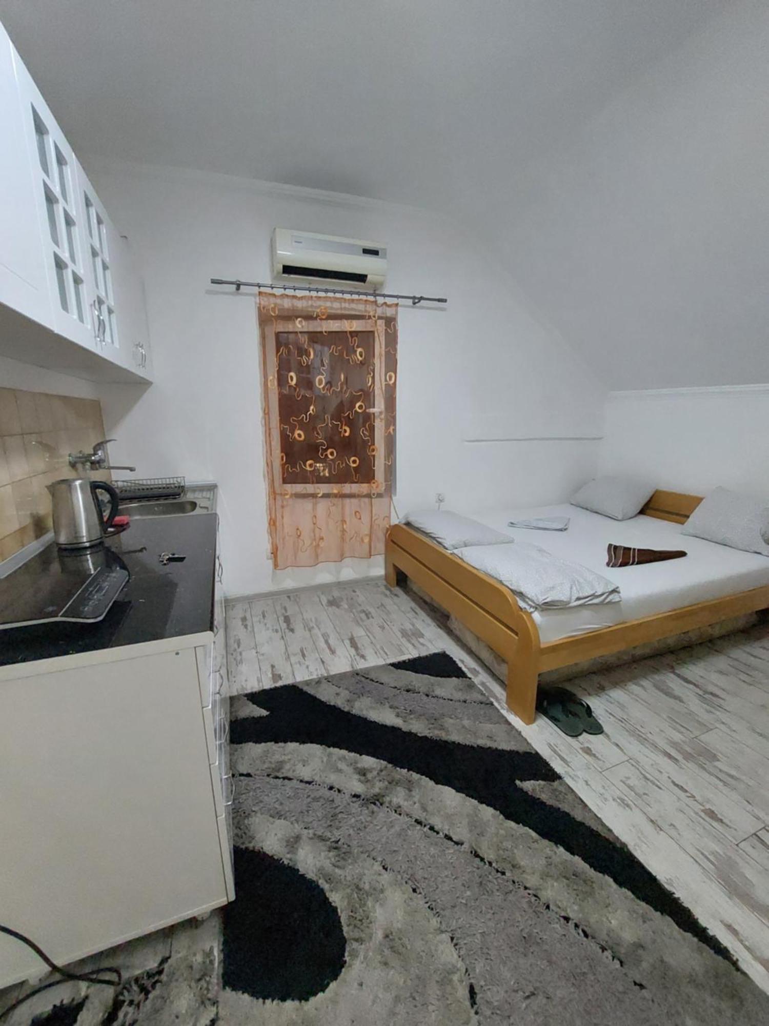 Hostel Inn Downtown Beograd Bagian luar foto