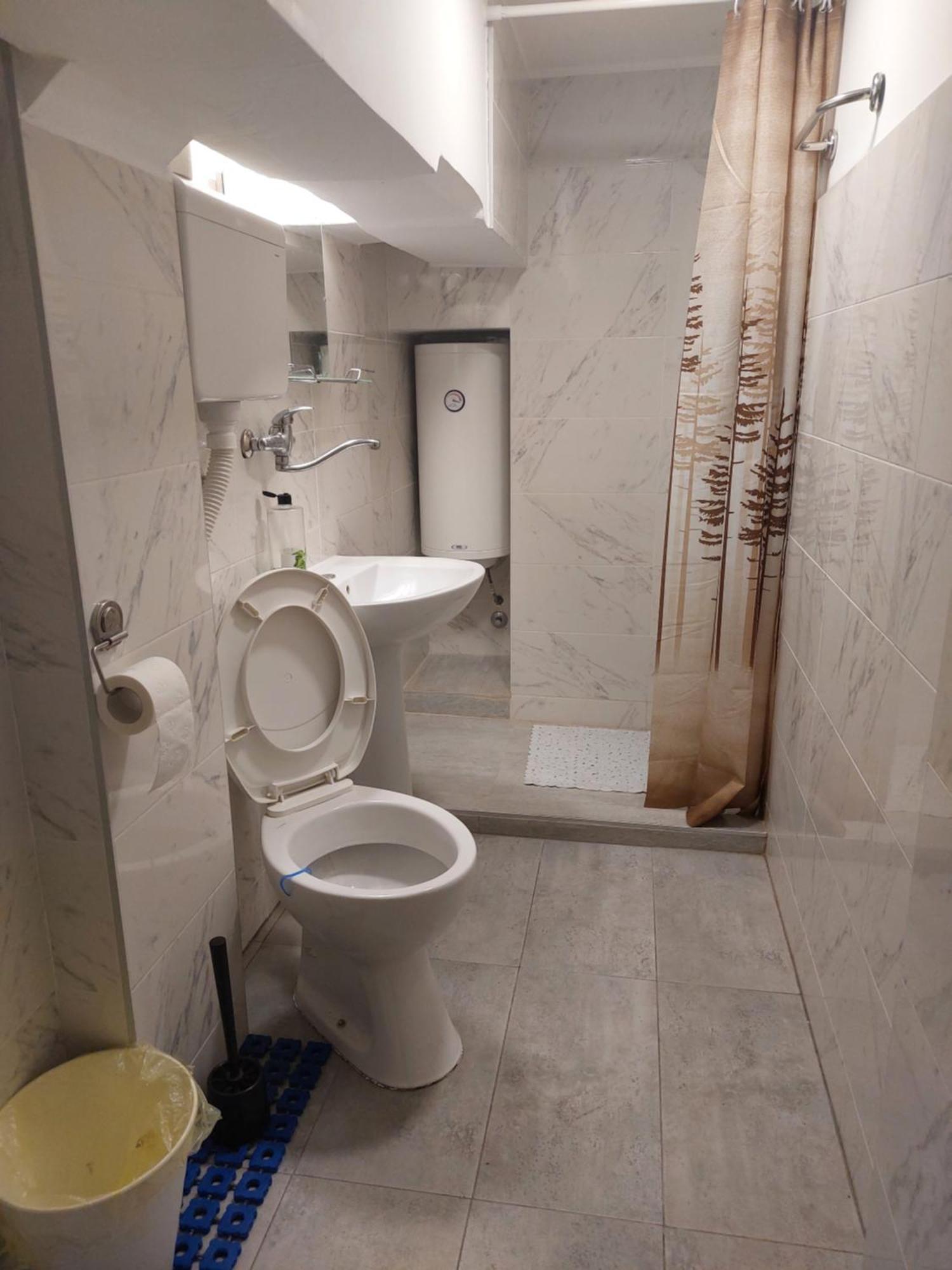 Hostel Inn Downtown Beograd Ruang foto