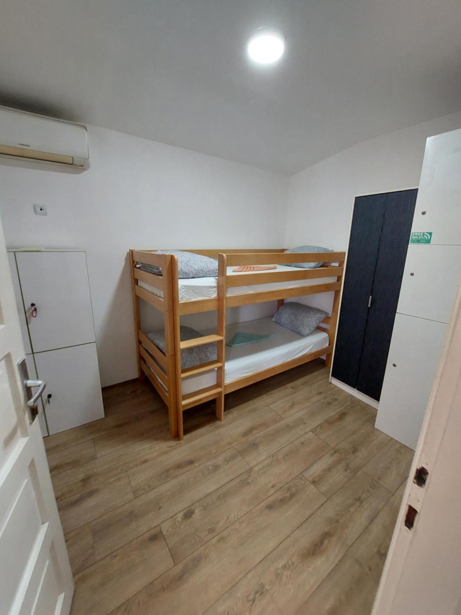 Hostel Inn Downtown Beograd Bagian luar foto