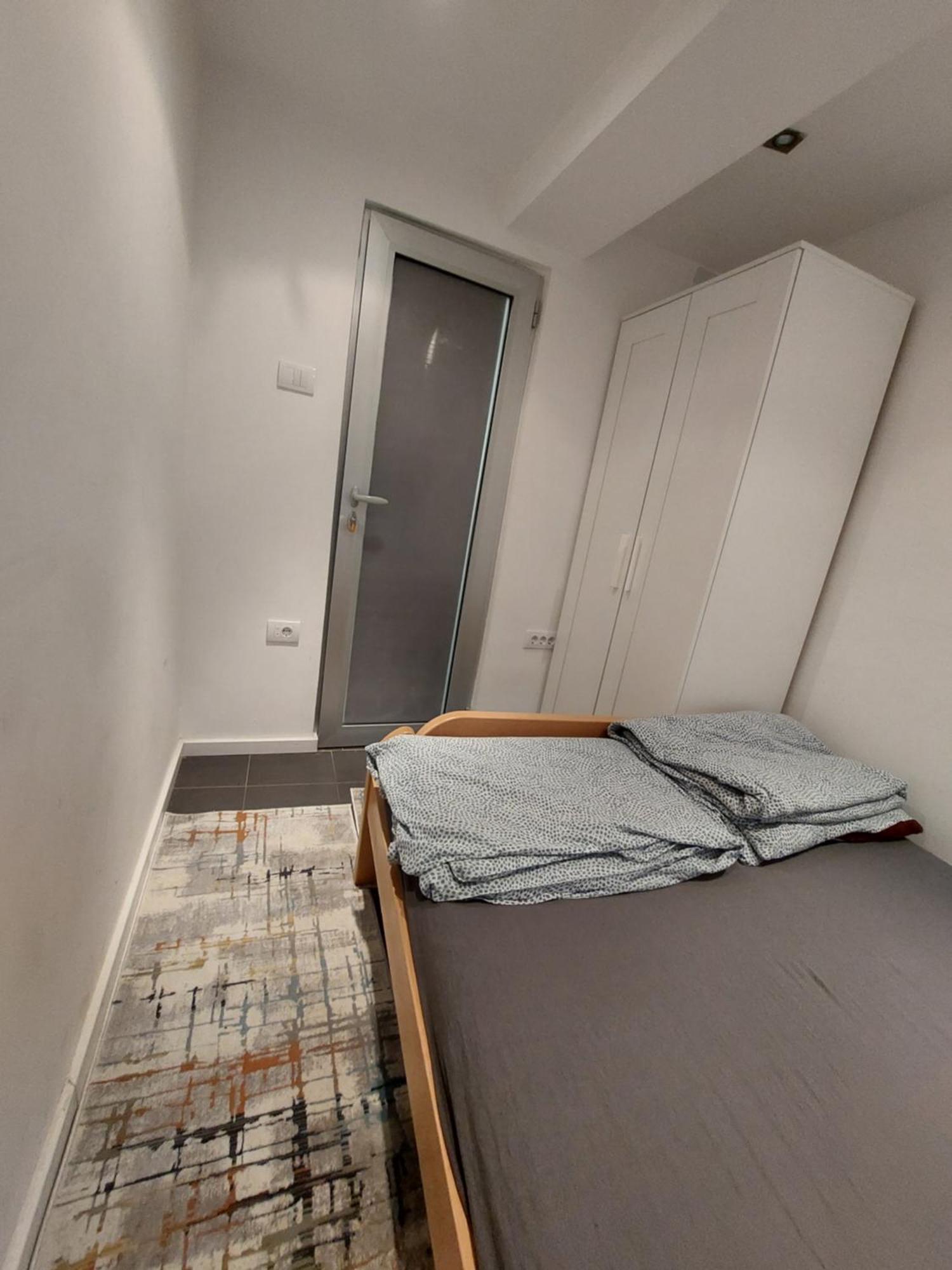 Hostel Inn Downtown Beograd Bagian luar foto